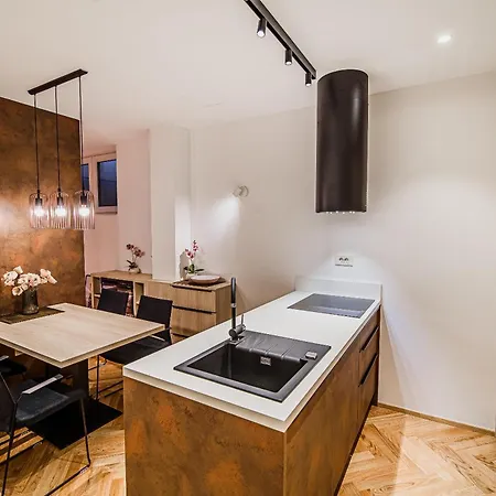 Slavec With Free Onsite Parking Appartement