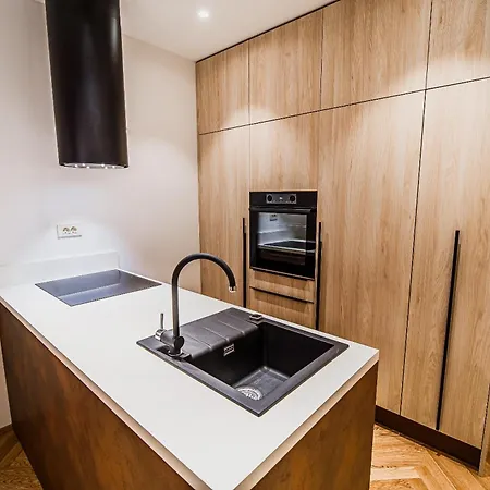 Slavec With Free Onsite Parking Appartement