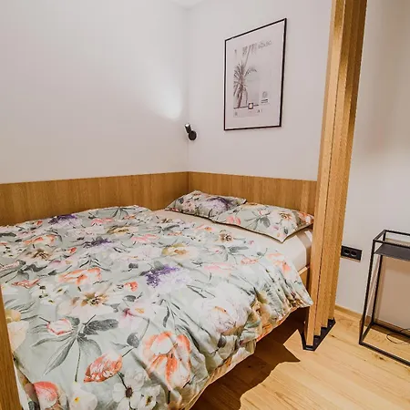 Slavec With Free Onsite Parking Appartement